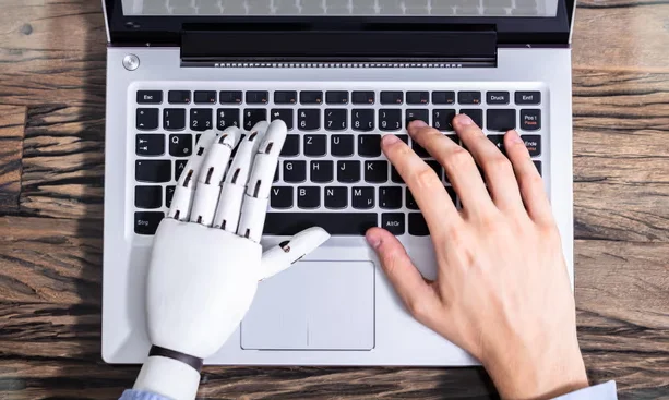 6 Ways an AI Essay Writer Can Help You